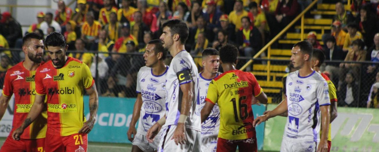 Grecia no levanta cabeza y va contra Alajuelense