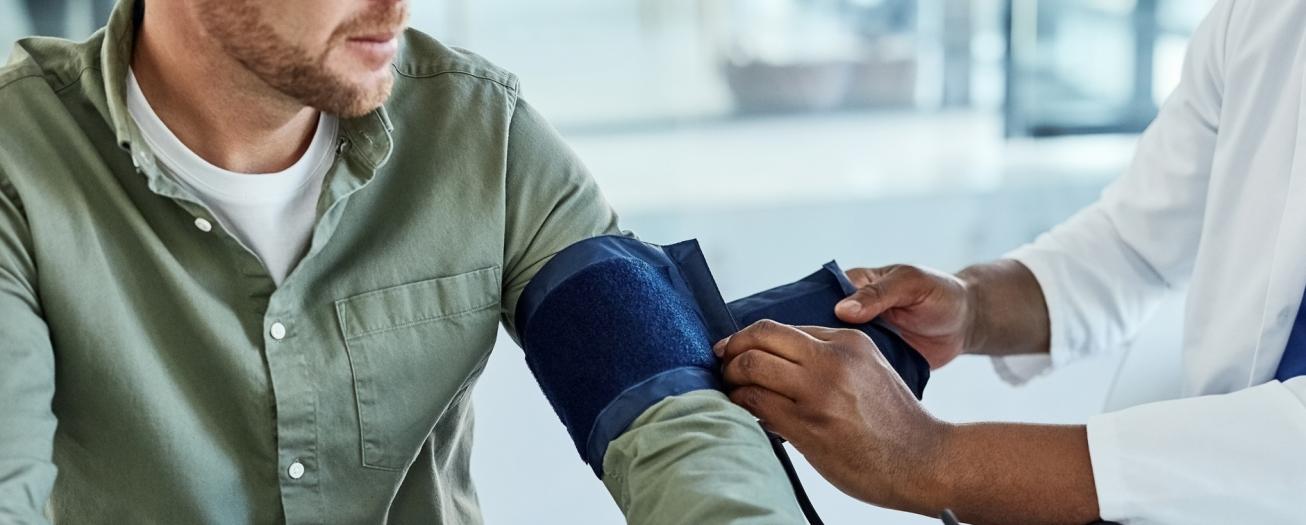 Autocuidado masculino es clave: Hipertensión lidera diagnósticos en hombres atendidos por la CCSS